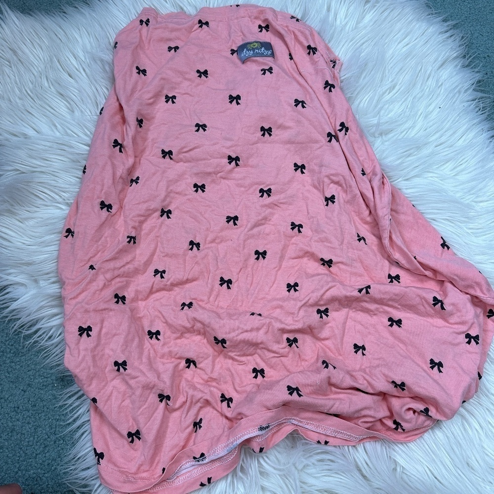 Itzy Ritzy car seat/nursing cover // 3002